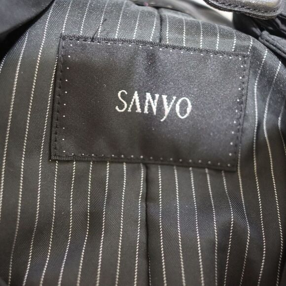 Sanyo Vintage Black Belted Trench Coat Hidden Buttons Vented Size 38R - Picture 12 of 16